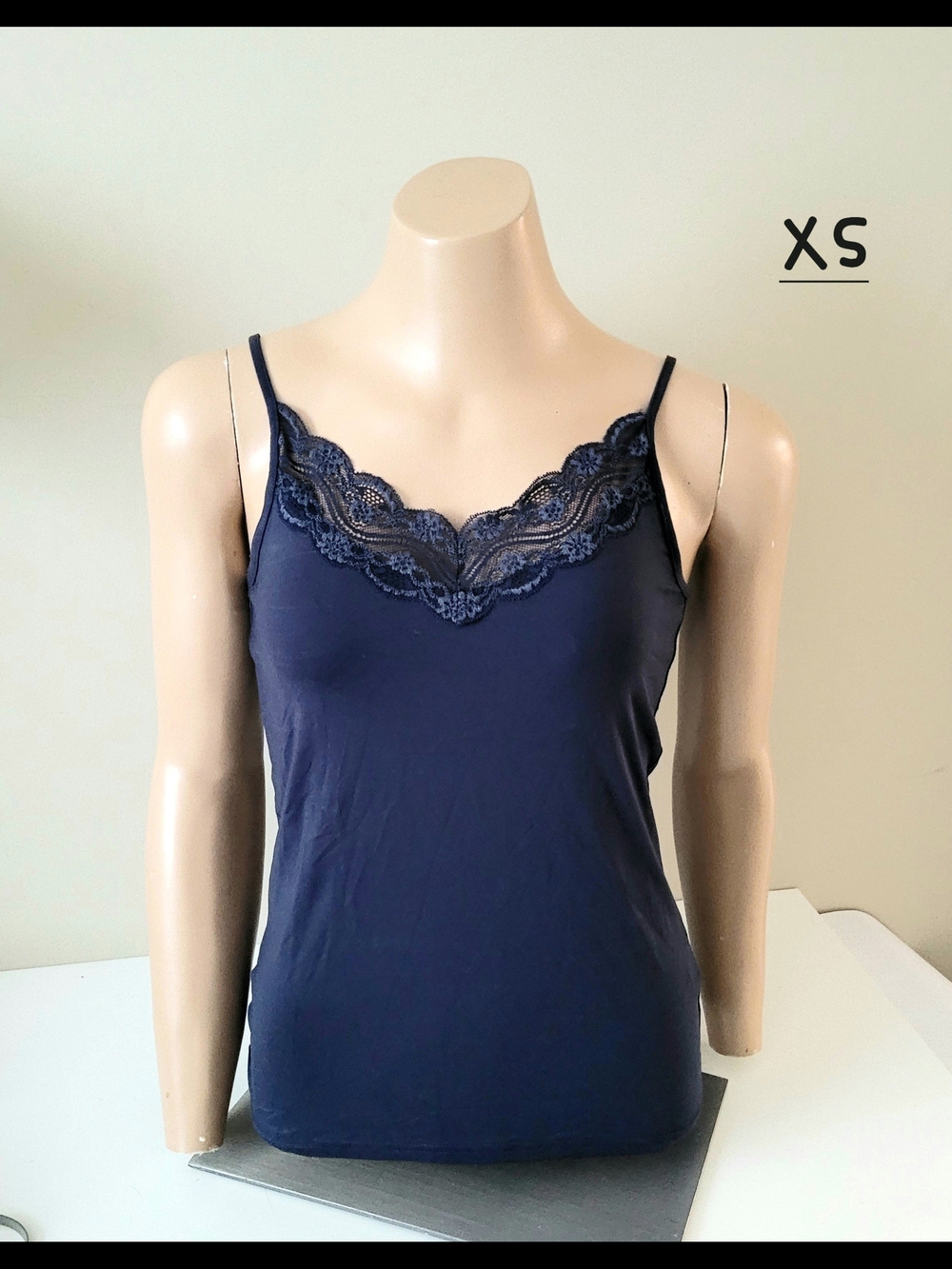 Reitmans Navy Lace-Trim Camisole